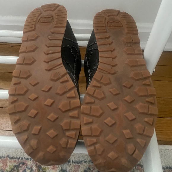 Levi’s Gray Denim Sneakers - Picture 3 of 6